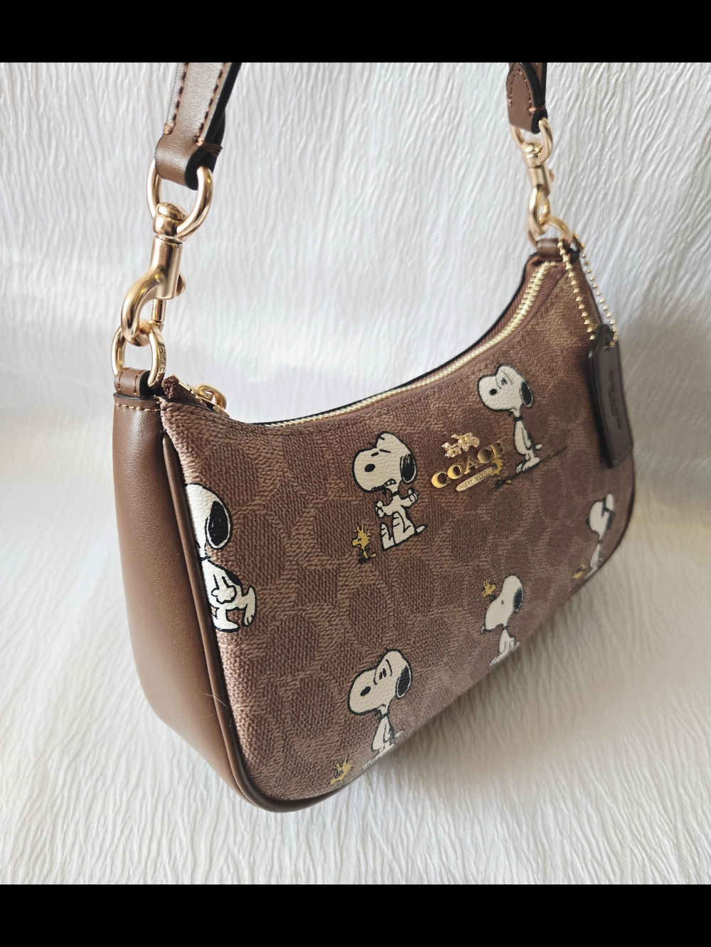 Coach Snoopy Signature Teri Handbag Shoulder Bag Purse - Picture 2 of 6